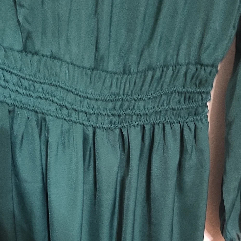 NWOT‎ KORI America Womens Dress Green Ruffly Neck Ties Elastic Lightweight Sz S